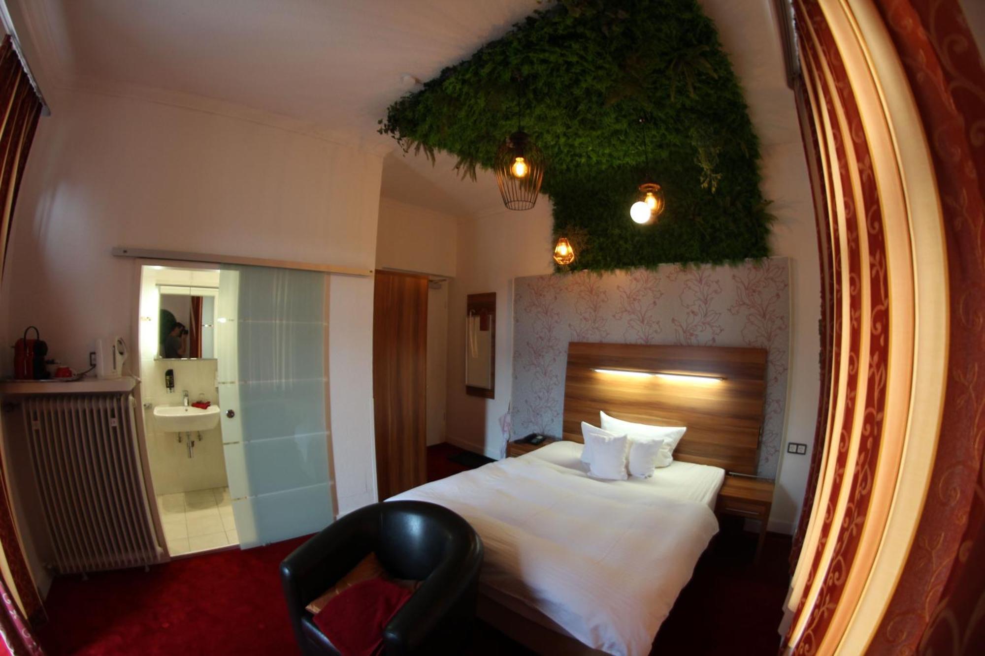 Hotel Almrausch バートライヘンハル エクステリア 写真