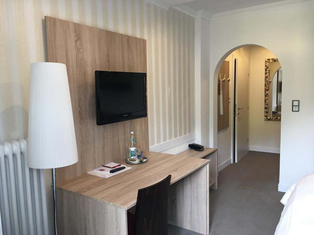 Hotel Almrausch バートライヘンハル エクステリア 写真